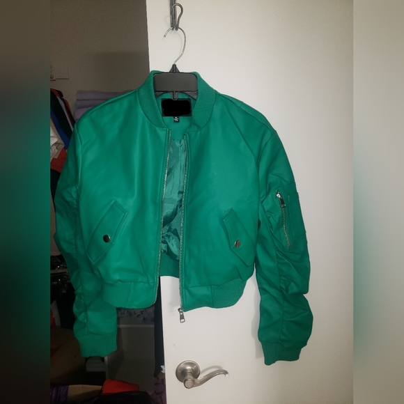Medium Green Faux Leather Jacket - Picture 4 of 5